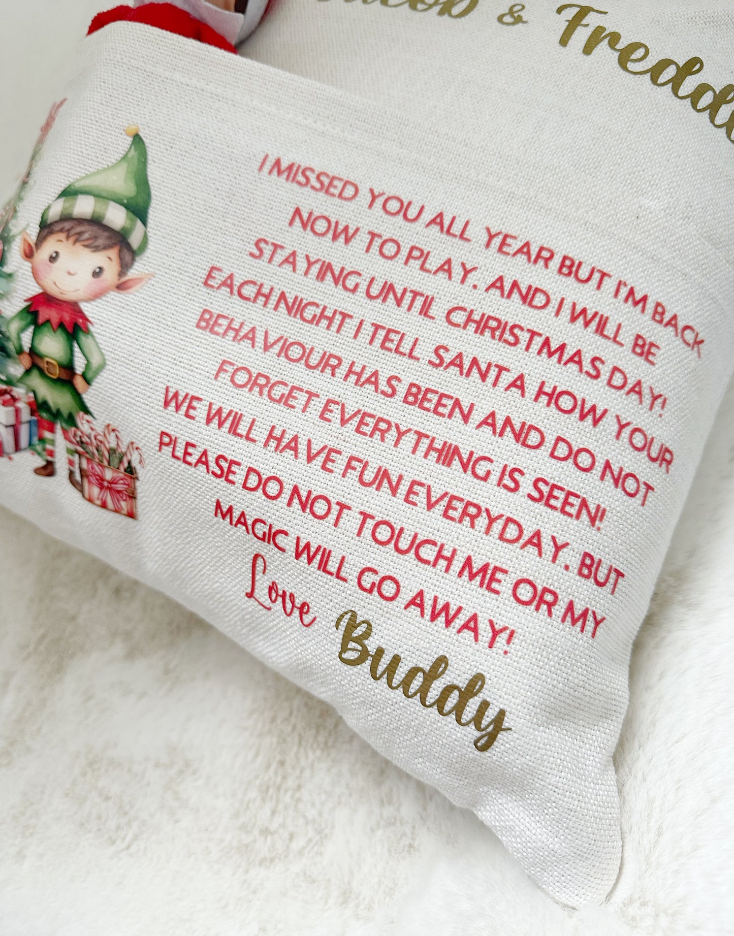 Elf Arrival Pocket Cushion