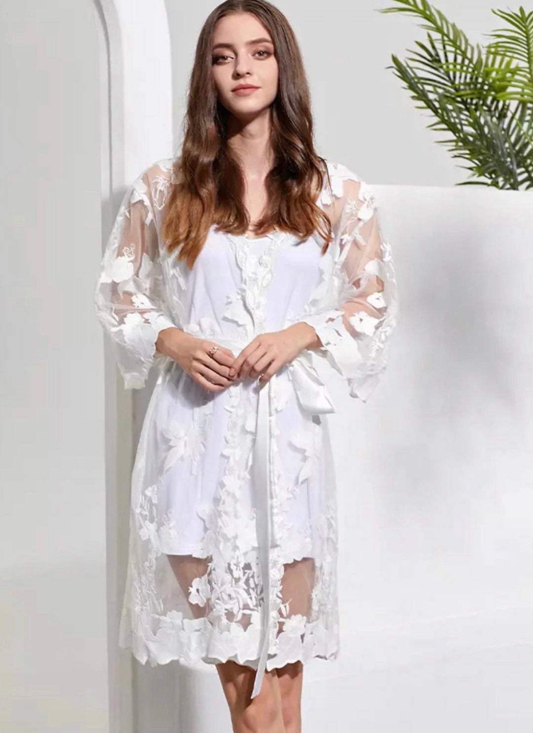 Embroidered Lace Detail Robe